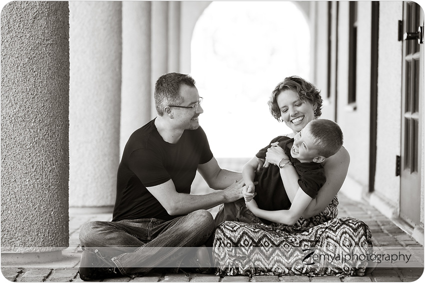 Cupertino Fall Family Portraits: First time preview photo: 3